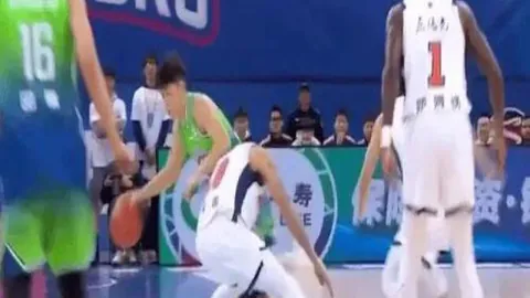 “山西棋局让步，辽宁暗中藏胜机：一场暗流涌动的棋局对决！”
